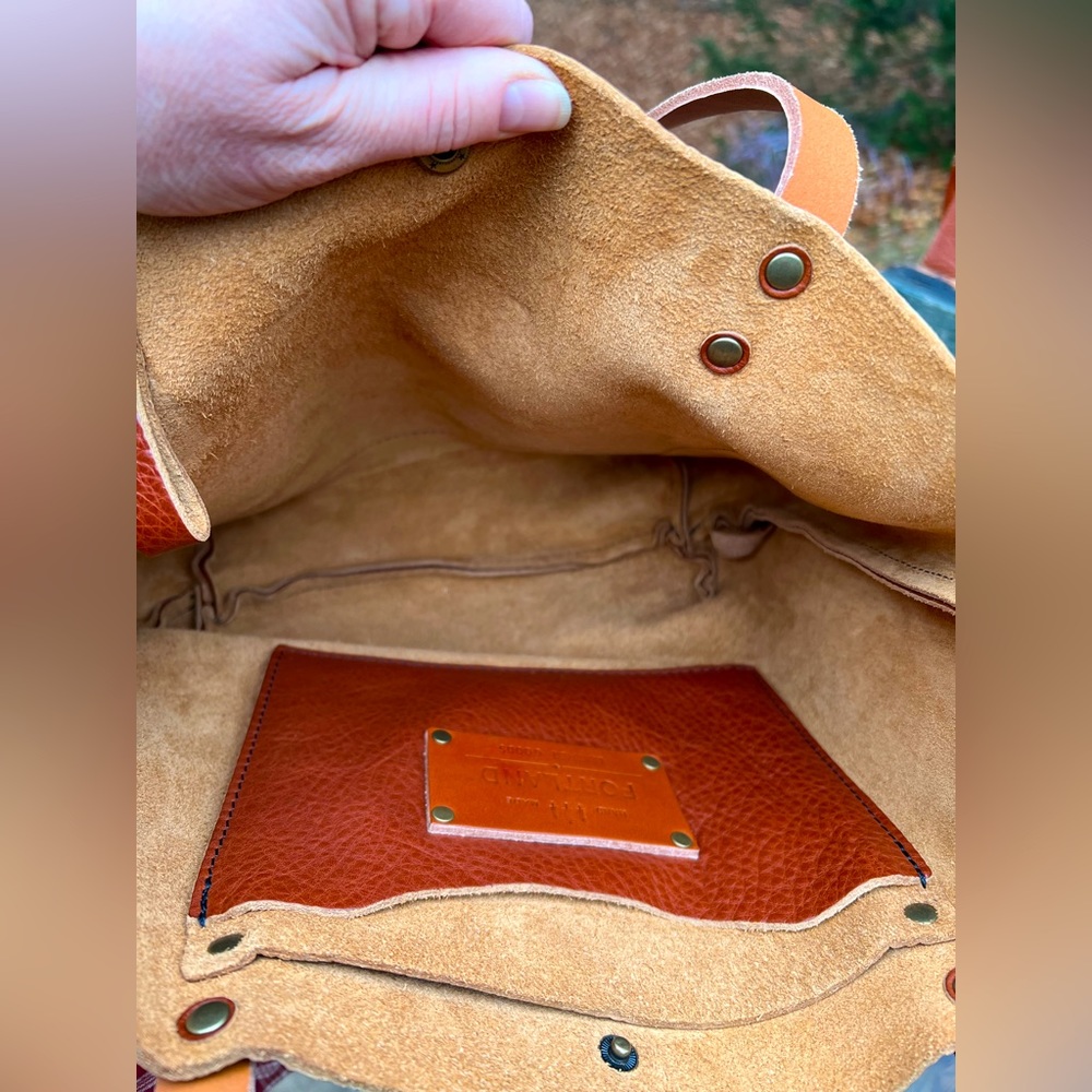 [SOLD] Brand New Portland Leather Goods Medium Classic Tote with Tandles - Picture 4 of 8